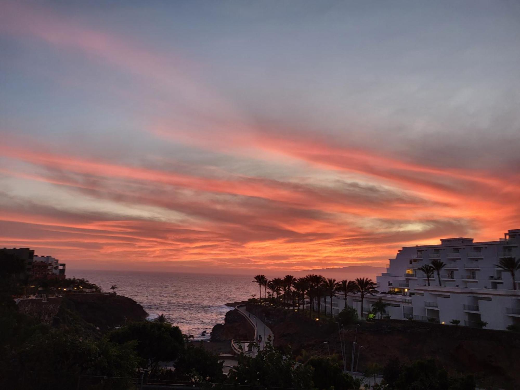 Magical Sunset Apartment Адехе Екстериор снимка